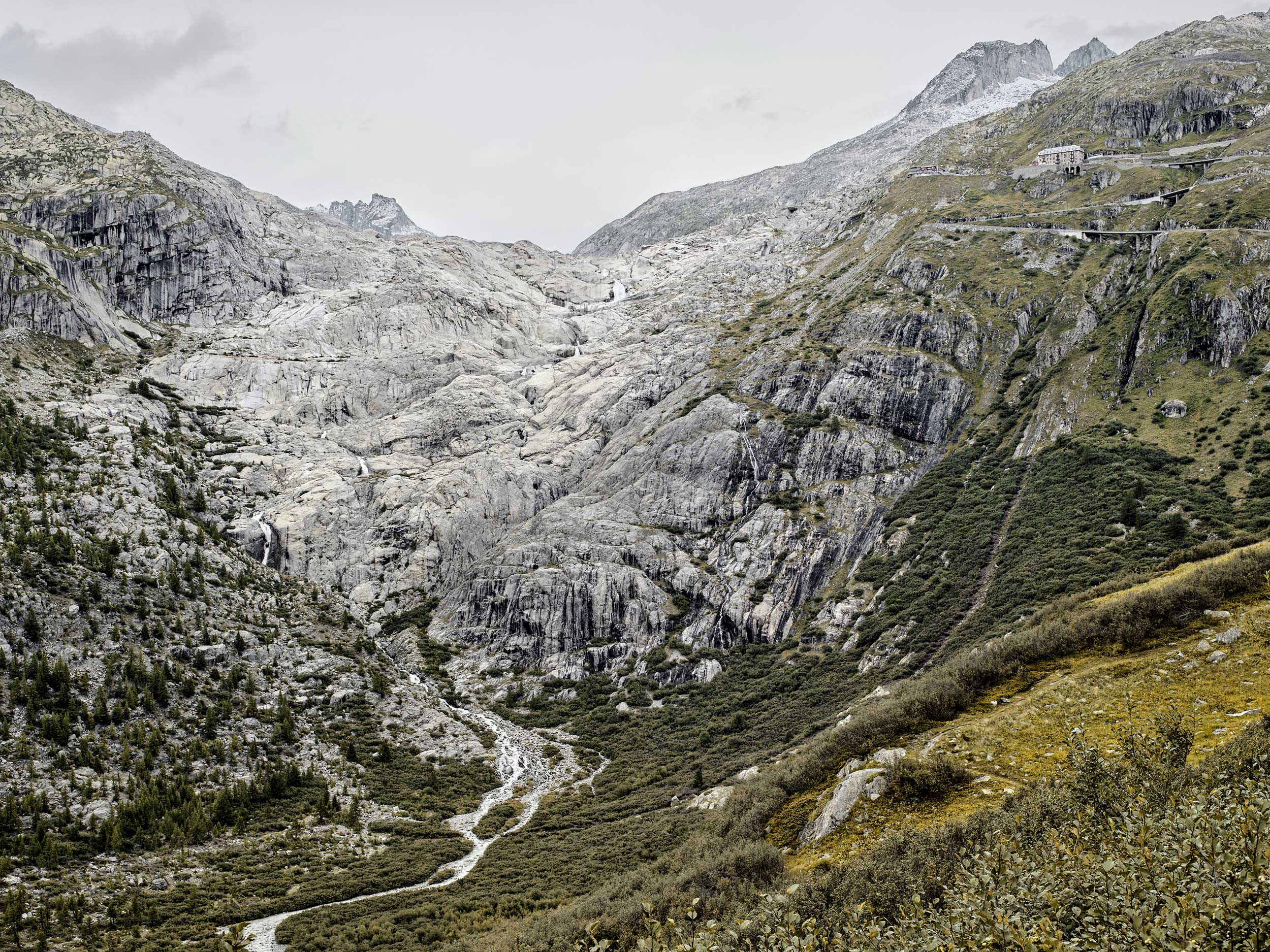 Rhonegletscher (Glacier du Rhone) am Furkapass, Kanton Wallis, Schweiz | Free Work 2023